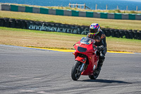 anglesey-no-limits-trackday;anglesey-photographs;anglesey-trackday-photographs;enduro-digital-images;event-digital-images;eventdigitalimages;no-limits-trackdays;peter-wileman-photography;racing-digital-images;trac-mon;trackday-digital-images;trackday-photos;ty-croes